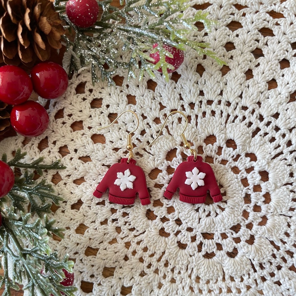 Christmas snowflake sweater earrings